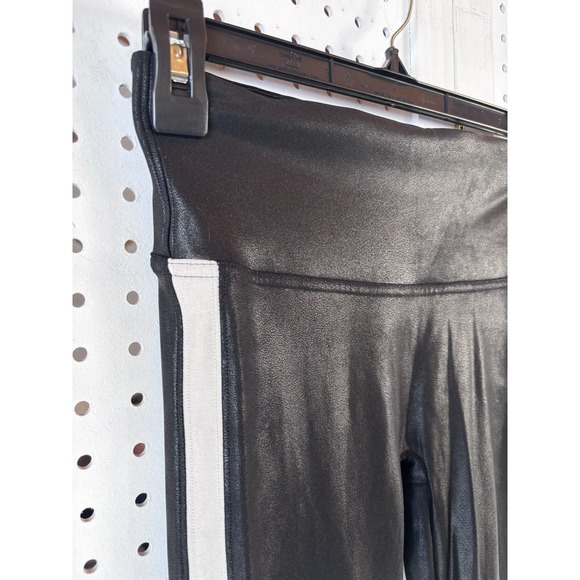 Spanx Leggings Womens Size Small Black Faux Leather Side Stripe High Waist - Picture 2 of 7